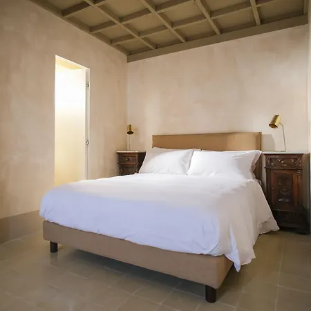 Dimora Siqu Hotel *